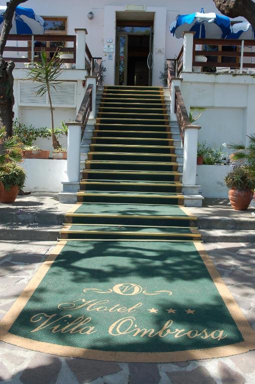 Hotel Villa Ombrosa Portoferraio Exterior photo