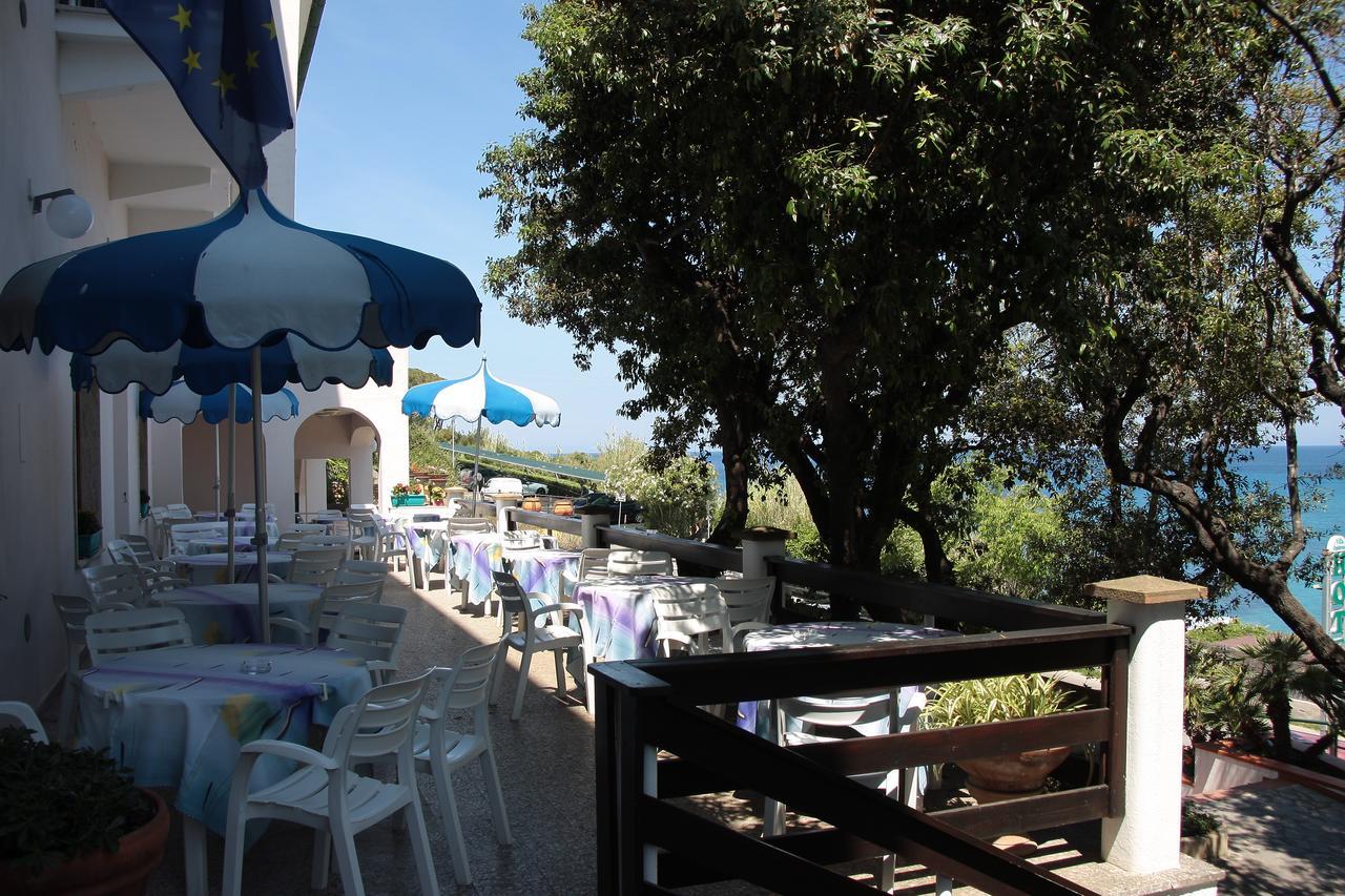 Hotel Villa Ombrosa Portoferraio Room photo